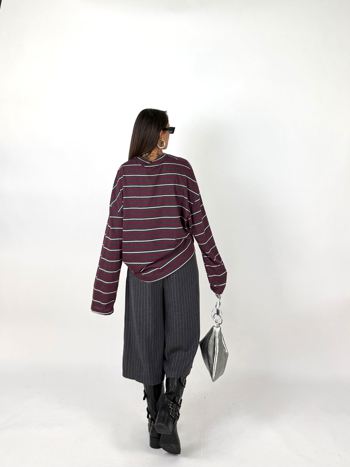 T-SHIRT OVERLINE