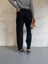 Carica l&#39;immagine nel visualizzatore di Gallery, JEANS CARROT
