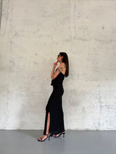 Carica l&#39;immagine nel visualizzatore di Gallery, KNITTED DRESS
