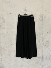 Carica l&#39;immagine nel visualizzatore di Gallery, SUMMER SOFT PANTS
