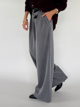 Carica l&#39;immagine nel visualizzatore di Gallery, BB PANTS GRIGIO
