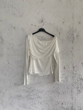 Carica l&#39;immagine nel visualizzatore di Gallery, SHOULDER CUT LATTE
