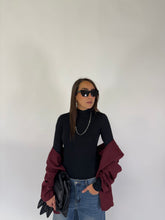 Carica l&#39;immagine nel visualizzatore di Gallery, MAGLIA DOLCEVITA NERA
