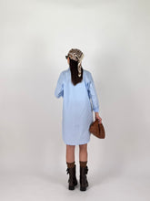 Carica l'immagine nel visualizzatore di Gallery, LONGLINE SHIRT AZZURRA
