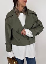 Carica l'immagine nel visualizzatore di Gallery, TRENCH SQUARE OLIVE
