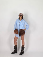 Carica l'immagine nel visualizzatore di Gallery, LONGLINE SHIRT AZZURRA
