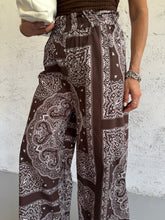Carica l&#39;immagine nel visualizzatore di Gallery, PANTALONE PAISLEY
