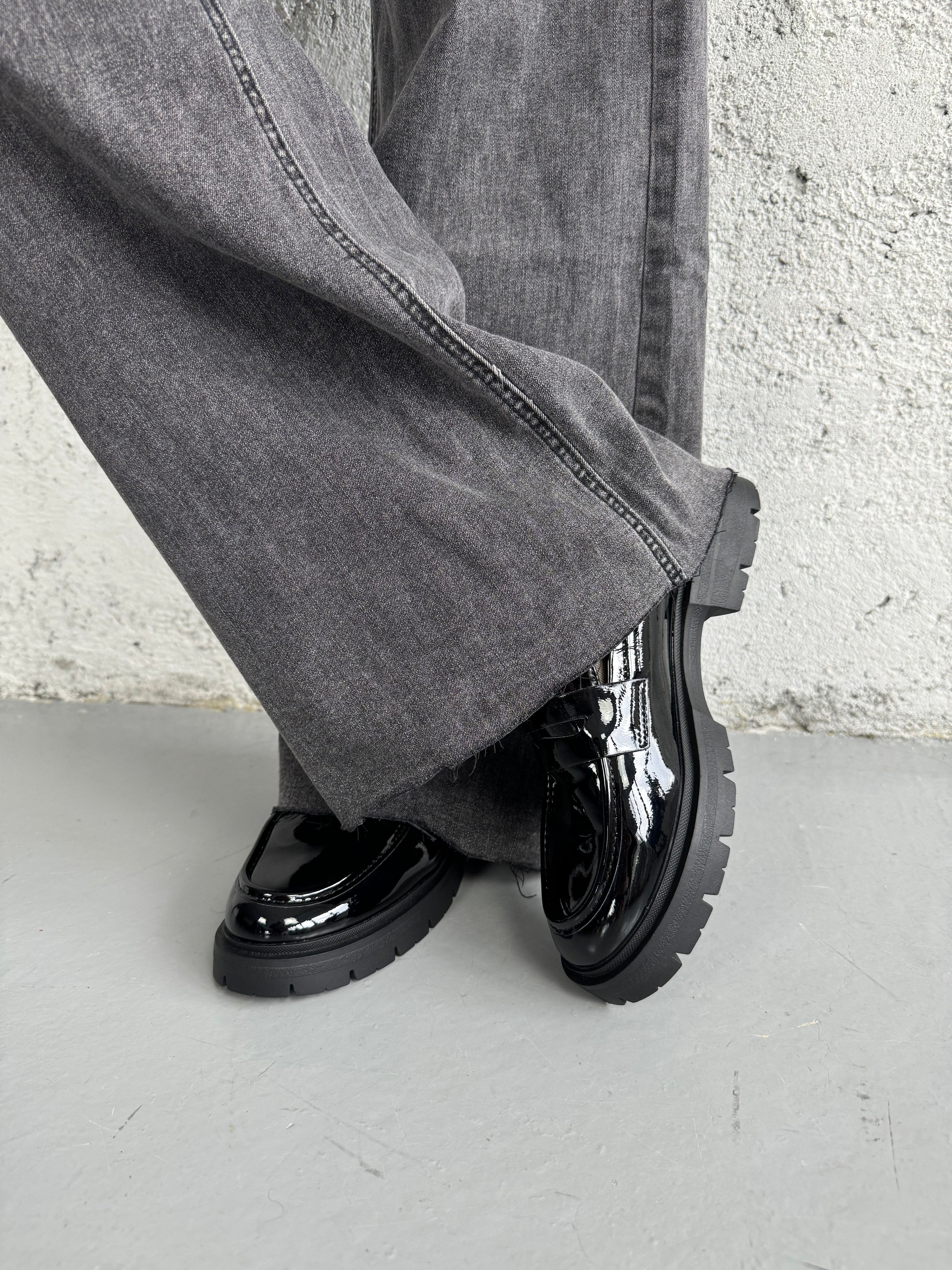 MOCASSINO VERNICE