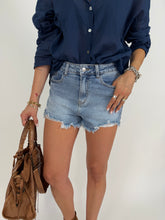 Carica l'immagine nel visualizzatore di Gallery, SHORTS SUMMER

