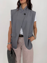 Carica l'immagine nel visualizzatore di Gallery, GILET ONE GRIGIO
