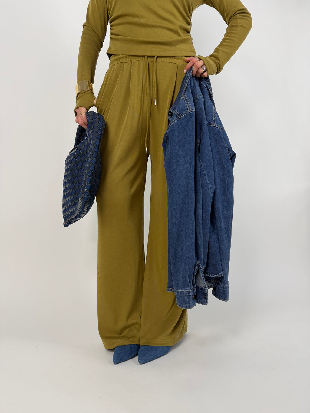 ESSENTIAL CHIC SET PISTACCHIO