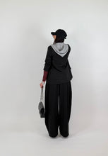 Carica l'immagine nel visualizzatore di Gallery, BLAZER HOODIE NERO
