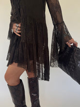 Carica l&#39;immagine nel visualizzatore di Gallery, LACE DRESS MOKA
