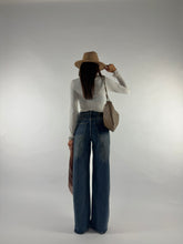 Carica l&#39;immagine nel visualizzatore di Gallery, MAGLIA VELO CREMA
