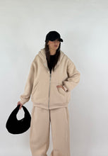 Carica l&#39;immagine nel visualizzatore di Gallery, TUTA GLOBE CREMA
