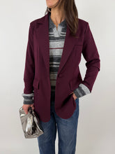Carica l&#39;immagine nel visualizzatore di Gallery, BLAZER CLASSY BORDEAUX
