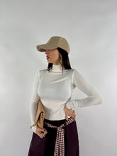 Carica l&#39;immagine nel visualizzatore di Gallery, MAGLIA DOLCEVITA BIANCA
