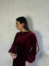 Carica l&#39;immagine nel visualizzatore di Gallery, velvet dress
