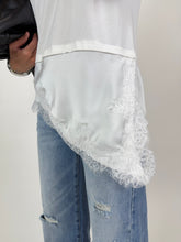 Carica l'immagine nel visualizzatore di Gallery, T-SHIRT LOW LACE BIANCA
