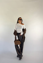 Carica l&#39;immagine nel visualizzatore di Gallery, MAGLIA CUT BIANCA
