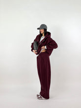 Carica l&#39;immagine nel visualizzatore di Gallery, TUTA GLOBE BORDEAUX
