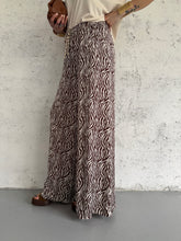 Carica l&#39;immagine nel visualizzatore di Gallery, ZEBRA PANTS
