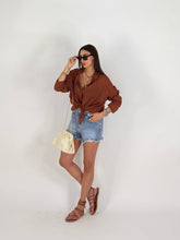 Carica l'immagine nel visualizzatore di Gallery, VEIL SHIRT RAME
