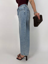 Carica l'immagine nel visualizzatore di Gallery, JEANS LOOSE
