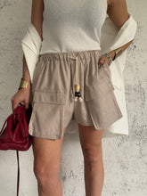 Carica l&#39;immagine nel visualizzatore di Gallery, SHORTS POCKET
