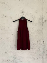 Carica l&#39;immagine nel visualizzatore di Gallery, TOP NECK SATIN
