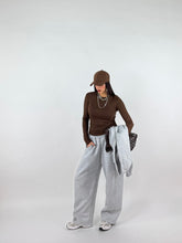 Carica l&#39;immagine nel visualizzatore di Gallery, TUTA GLOBE GRIGIA
