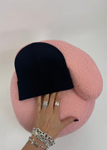 Carica l'immagine nel visualizzatore di Gallery, WINTER CAP NERA
