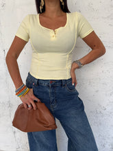 Carica l&#39;immagine nel visualizzatore di Gallery, T-SHIRT BOTTON
