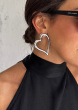 Carica l&#39;immagine nel visualizzatore di Gallery, EARRINGS VOID

