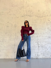 Carica l&#39;immagine nel visualizzatore di Gallery, MAGLIA WAVY BORDEAUX
