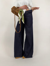 Carica l'immagine nel visualizzatore di Gallery, JEANS SOFT CANVAS
