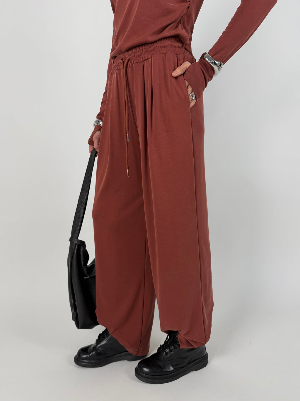 ESSENTIAL CHIC SET RAME