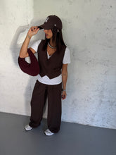 Carica l&#39;immagine nel visualizzatore di Gallery, T-SHIRT LOW CUT BIANCA
