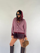 Carica l&#39;immagine nel visualizzatore di Gallery, SHORTS LACE BORDEAUX
