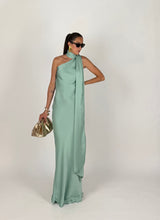 Carica l'immagine nel visualizzatore di Gallery, ABITO SATIN TIFFANY
