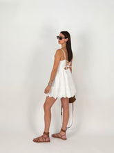 Carica l'immagine nel visualizzatore di Gallery, WHITE SUMMER DRESS
