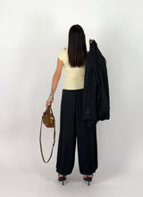 Carica l'immagine nel visualizzatore di Gallery, T-SHIRT DAILY FIT GIALLA
