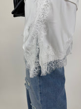 Carica l'immagine nel visualizzatore di Gallery, T-SHIRT LOW LACE BIANCA
