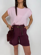 Carica l'immagine nel visualizzatore di Gallery, T-SHIRT SQUARE ROSA
