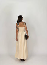 Carica l'immagine nel visualizzatore di Gallery, HONEY DRESS BURRO
