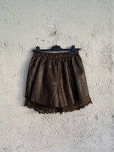 Carica l&#39;immagine nel visualizzatore di Gallery, SHORTS SKIN LACE CACAO
