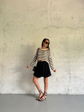 Carica l&#39;immagine nel visualizzatore di Gallery, FLUFFY SKIRTYPANTS
