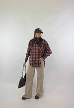 Carica l&#39;immagine nel visualizzatore di Gallery, MAGLIA DOLCEVITA CACAO
