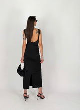 Carica l'immagine nel visualizzatore di Gallery, HOLE BACK DRESS

