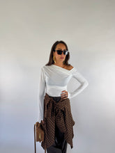 Carica l&#39;immagine nel visualizzatore di Gallery, MAGLIA CUT BIANCA
